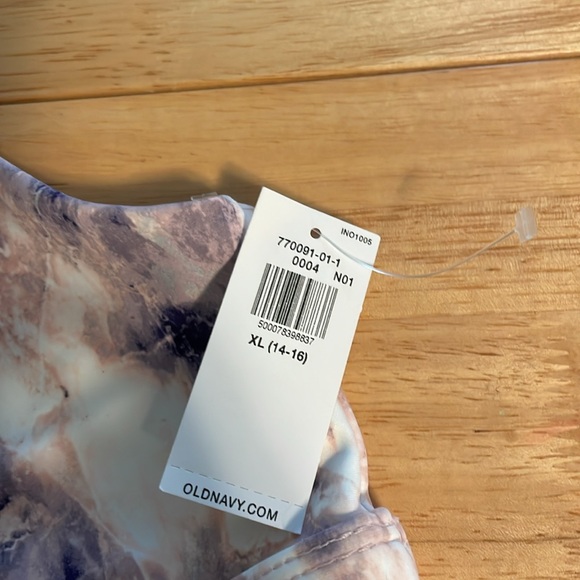 Lot of 2 Old Navy Girls XL sports bras - Picture 6 of 6